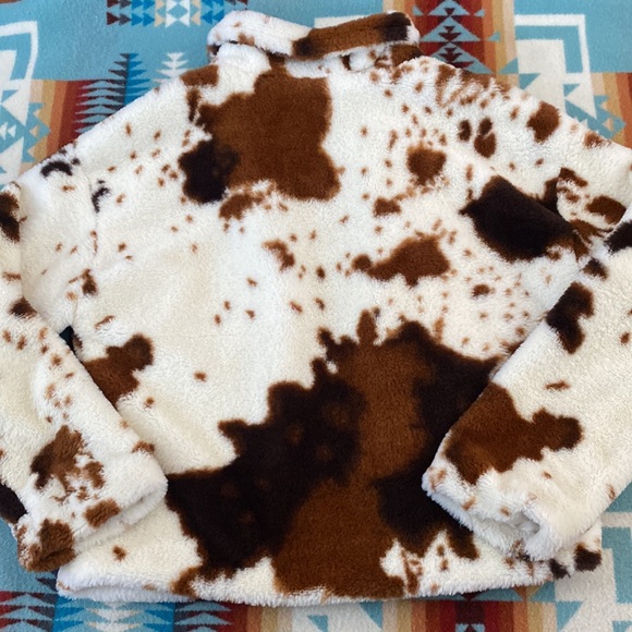 Cowhide Print Plush Jacket size Small - Picture 6 of 6